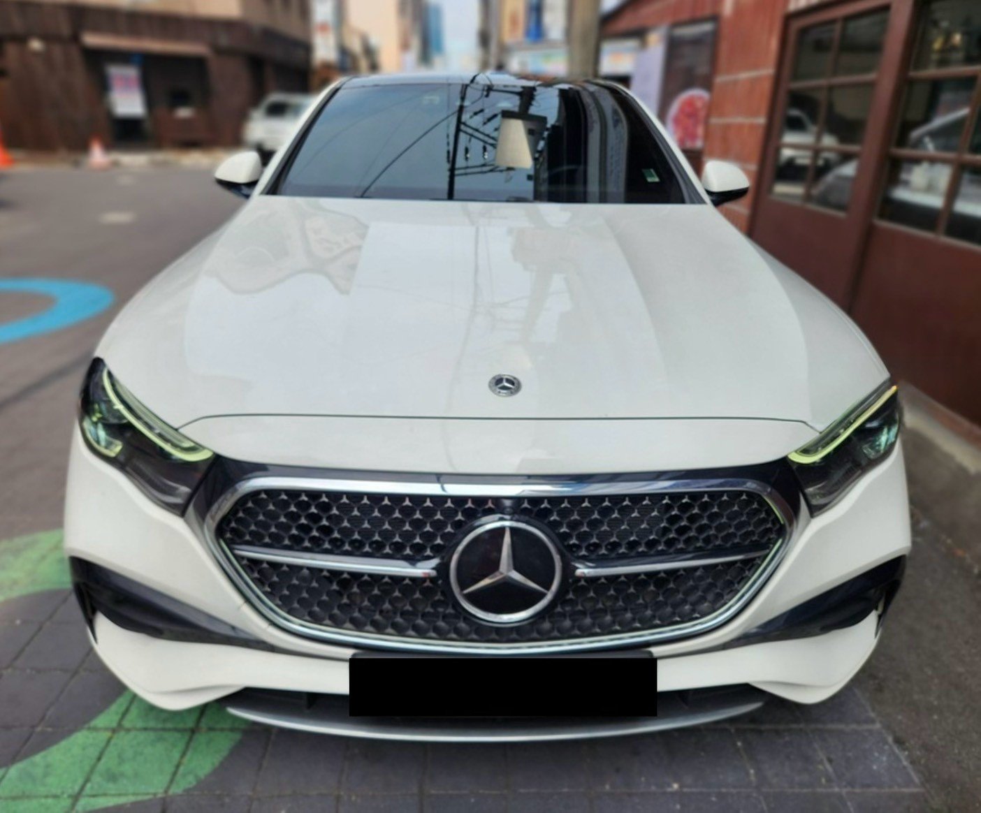 2024 Mercedes-Benz E 300